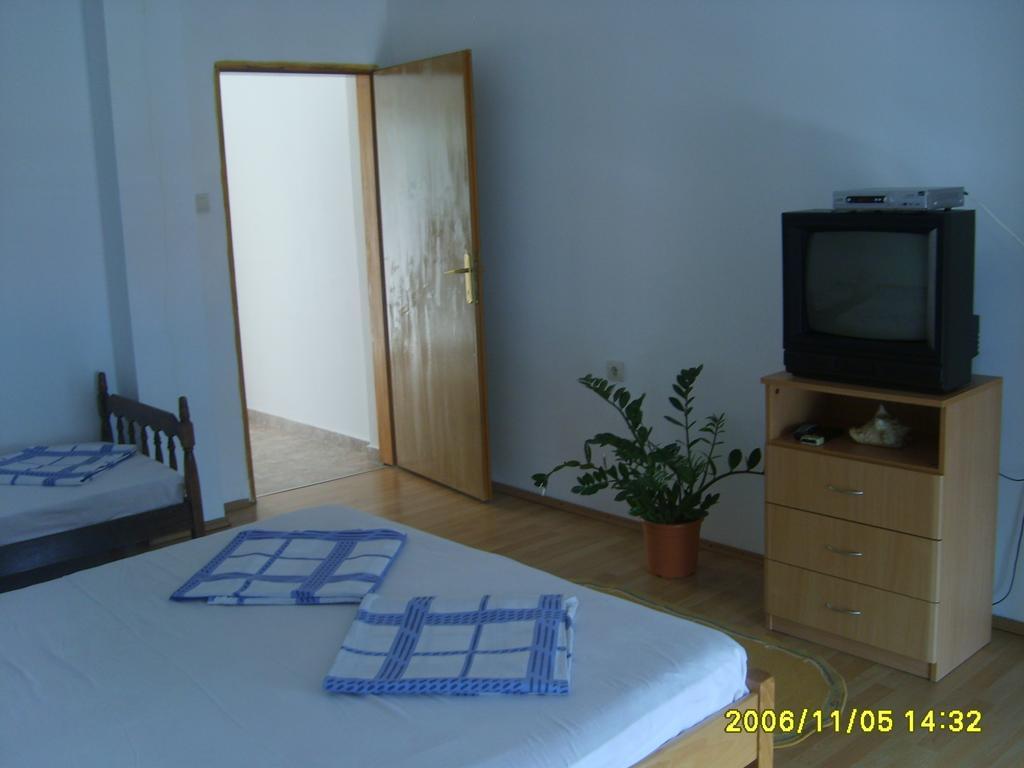Apartments Djuricic Cattaro Esterno foto